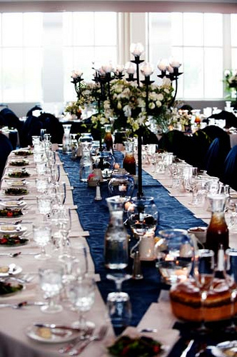 how to set up a catering table 5